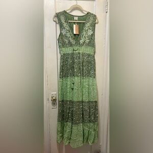 Elegant Green Maxi Dress